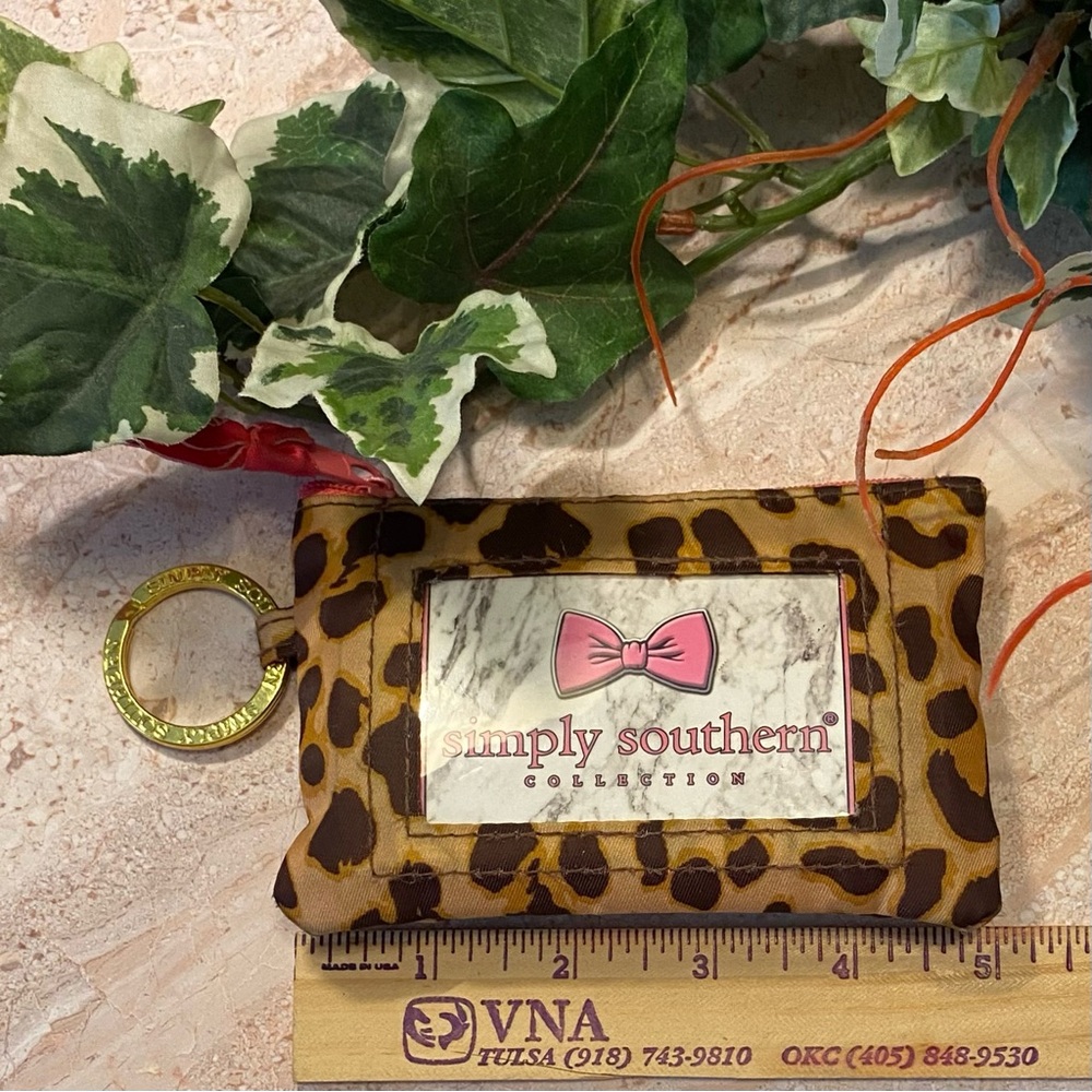 Simply Southern Leopard Print and Pink Key ID Holder - Picture 6 of 8